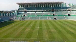 Retoman Mantenimiento del Estadio Agustín “Coruco” Díaz en Zacatepec