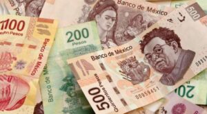 El peso mexicano se fortalece frente al dólar en vísperas de elecciones en EE.UU.