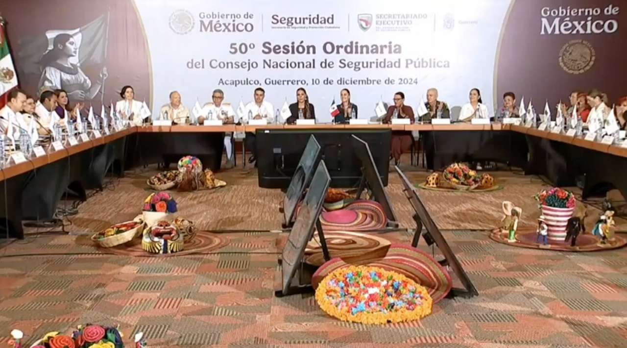 Gobernadora Margarita González Saravia participa en reunión de seguridad en Acapulco