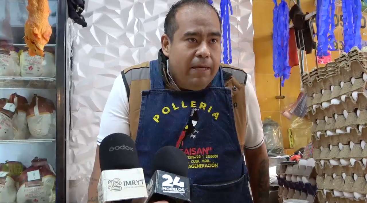 Incendio consume cremería en el mercado “Adolfo López Mateos” de Cuernavaca