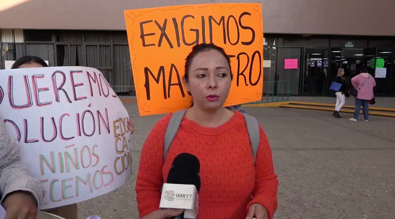 Madres de familia denuncian presunta exclusión a menores con discapacidad en primaria de Cuernavaca