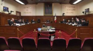 Suprema Corte da revés al TEPJF para frenar suspensiones contra reforma judicial