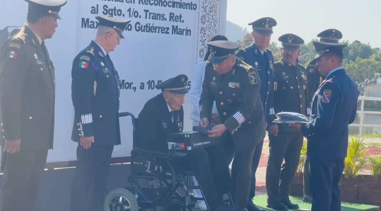 Realizan homenaje al Sargento Primero Maximiliano Gutiérrez Marín en el Día de la Fuerza Aérea Mexicana