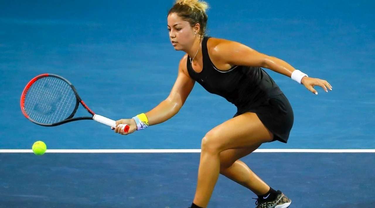 Renata Zarazúa se retira del BNP Paribas Open debido a la lesión en la rodilla