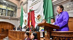 Presentan en Edomex iniciativas para implementar baños neutros en escuelas y licencia menstrual