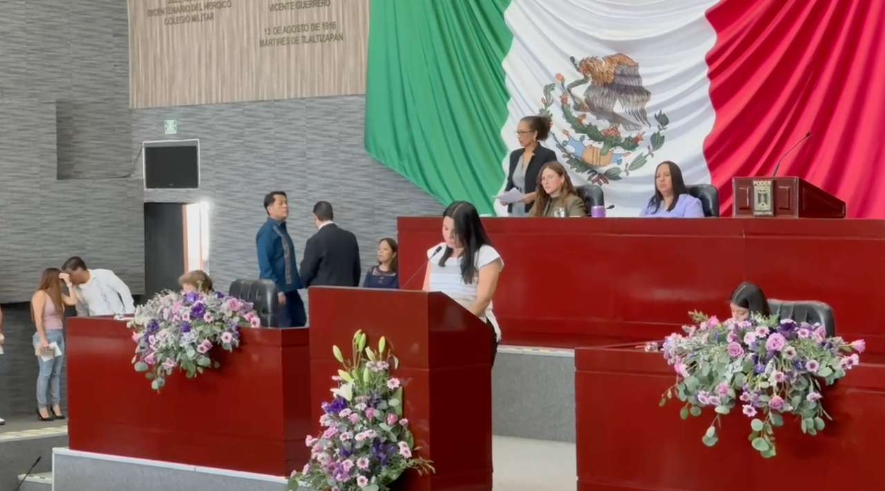 Mujeres refrendan lucha en Parlamento de la Mujer