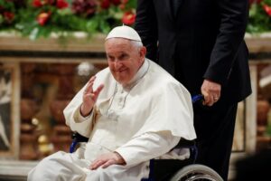 Murió el papa Francisco por derrame cerebral, confirma el Vaticano