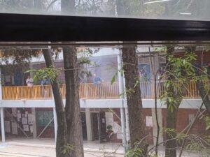 Explosiones causan evacuación en Prepa Nacional 5; reportan uso de petardos