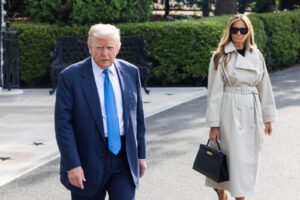 Trump viaja a Roma para funeral del Papa