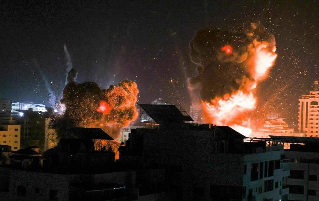 Nuevos ataques israelíes dejan al menos 92 muertos en Gaza