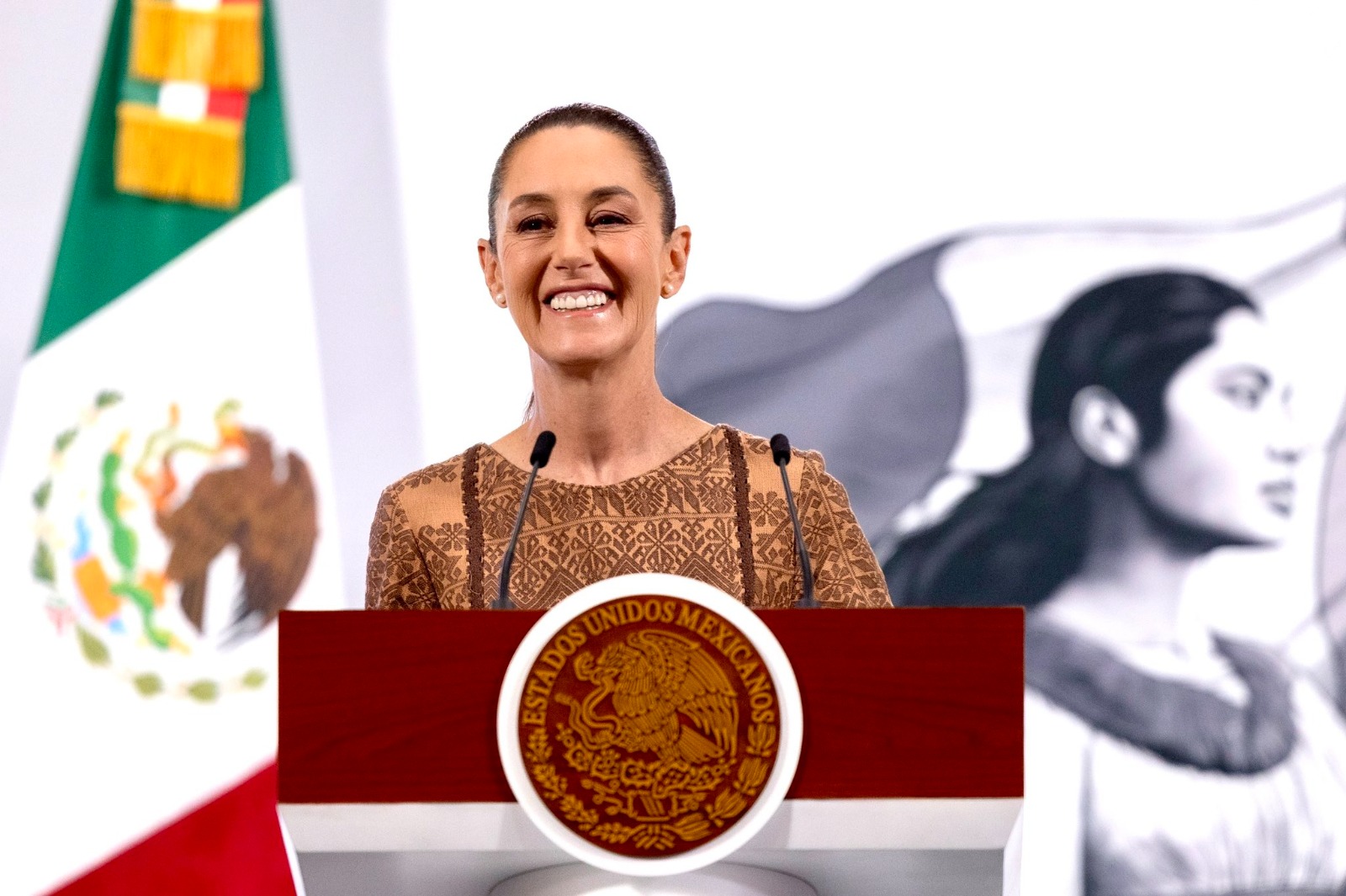 Sheinbaum invitará al papa León XIV a México; augura “buena relación”