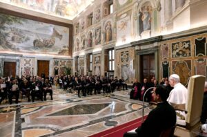 El Papa León XIV llama a unir religiones por la paz