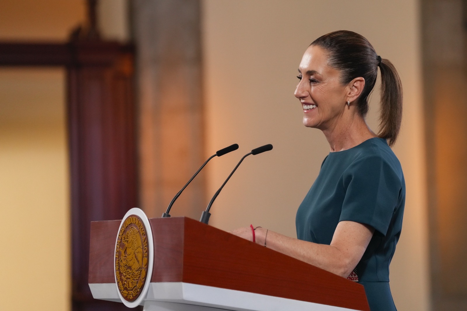 Gobierno Federal define acciones contra impuesto del 5% a remesas