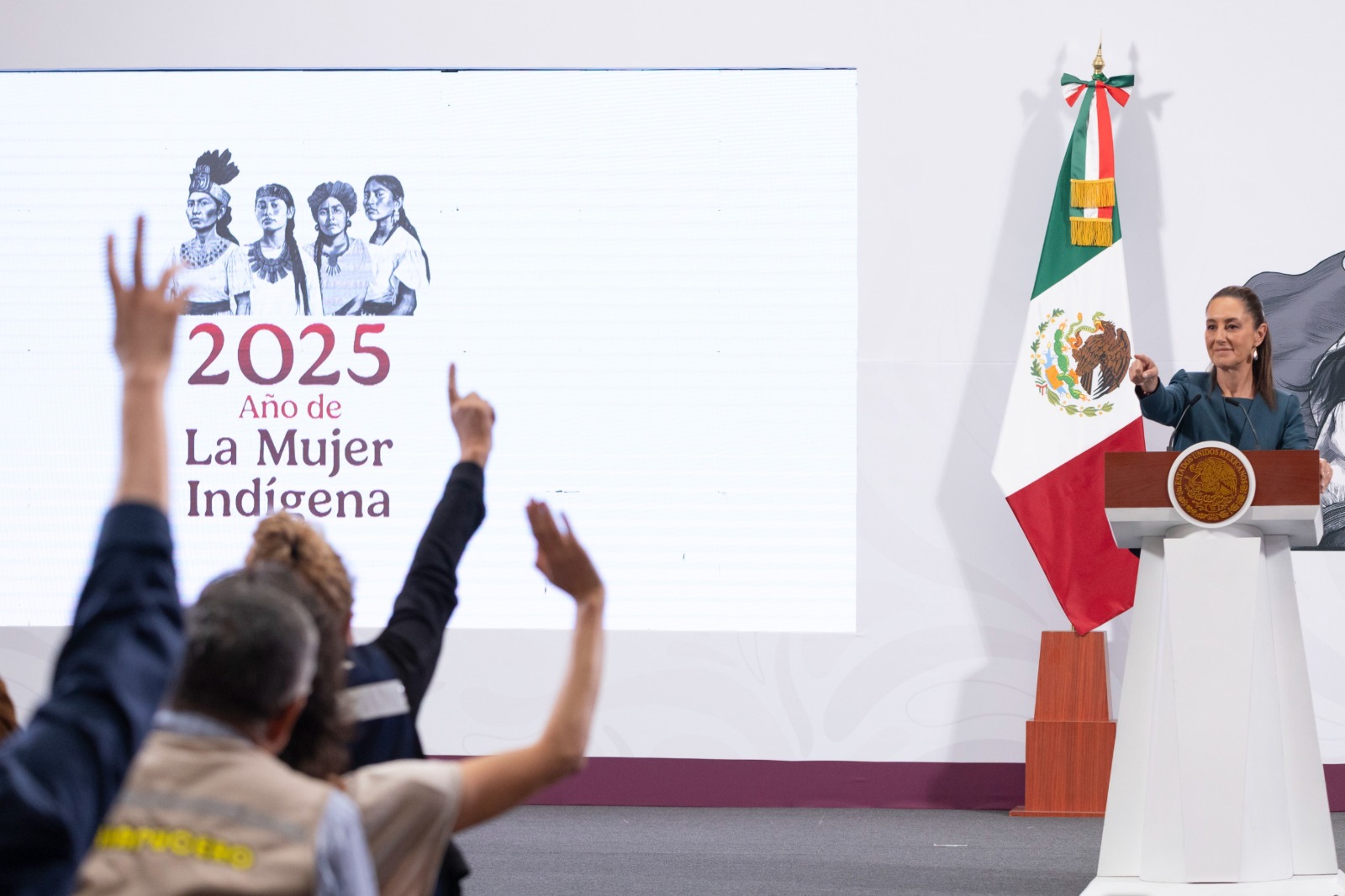 Confirma la presidente Sheinbaum reuniones diplomáticas por impuestos a remesas