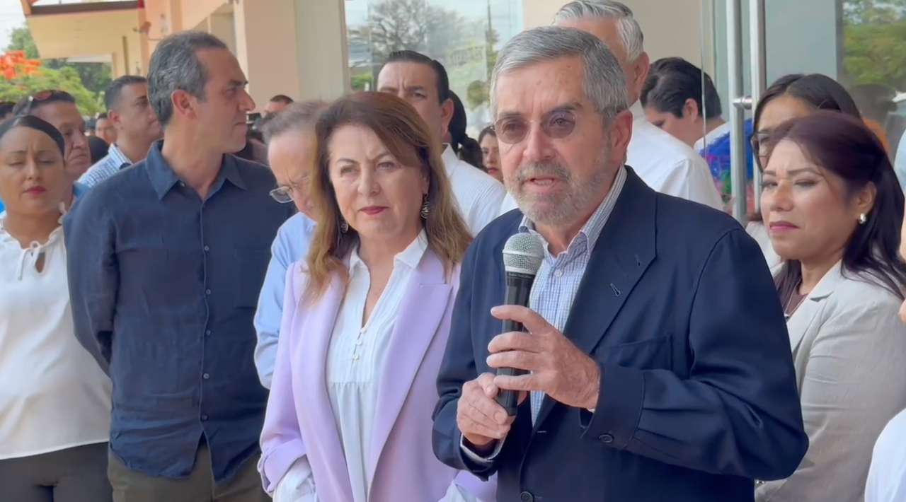 Sheinbaum definirá si invita al Papa León XIV a México: SRE