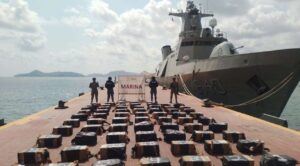 Semar decomisa más de mil 300 kilos de cocaína en costas de Guerrero