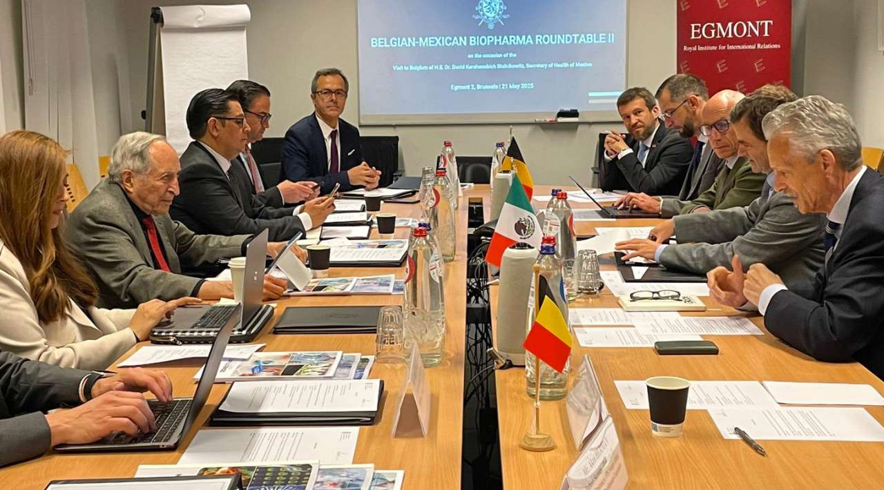 Kershenobich viaja a UE para fortalecer comercio de medicamentos críticos
