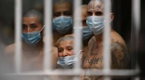 Reporta la ONU la desaparición de casi 300 migrantes deportados