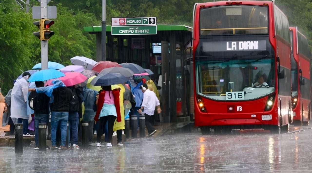 Activan Alerta Amarilla por lluvias este martes y miércoles en la CDMX
