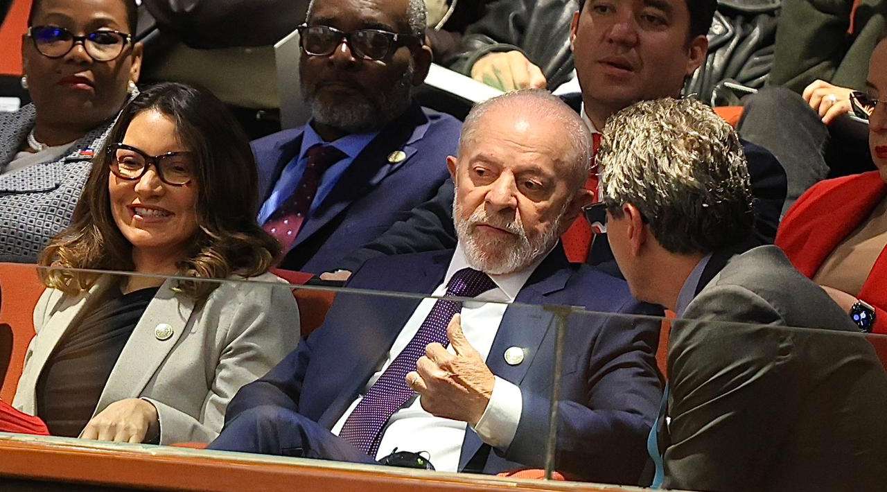 Lula da Silva pausa su agenda por laberintitis