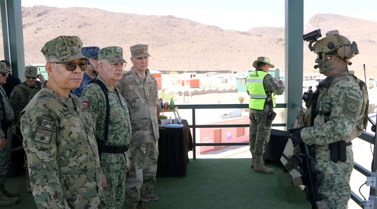 Comando Norte de EEUU se reúnen con titulares de Defensa y Marina