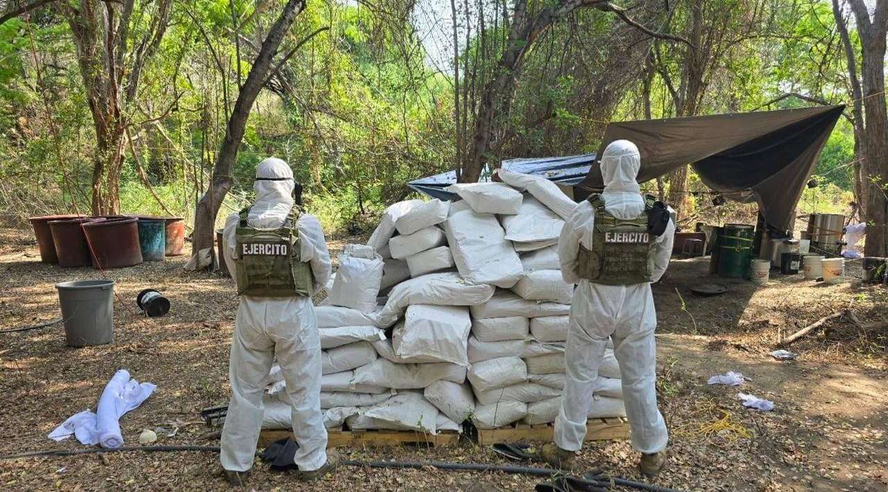 Desmantelan narcolaboratorio en Michoacán, producían 2 toneladas de droga sintética a la semana