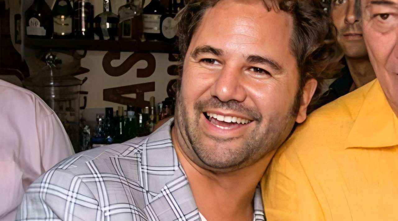 Demandan a empresario ligado a García Luna por fraude con marca de tequila