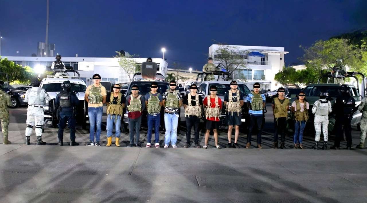 Detienen en Michoacán a ex militares colombianos ligados con la delincuencia