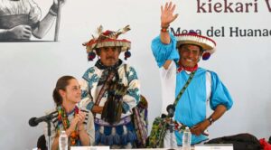 Entrega la presidenta Sheinbaum 5 mil hectáreas de tierra al pueblo Wixárika