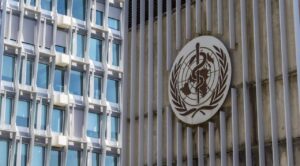 China anuncia 500 mdd para paliar crisis de la OMS tras salida de EEUU