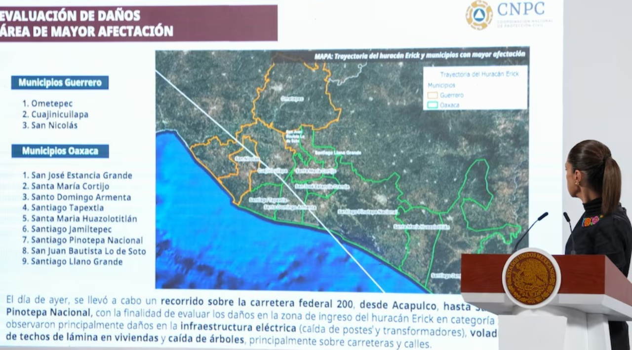 Sheinbaum viaja a Oaxaca para coordinar labores de ayuda tras el paso del huracán “Erick”