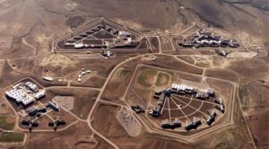 García Luna es trasladado al penal más seguro de EEUU; compartirá encierro con ‘el Chapo’