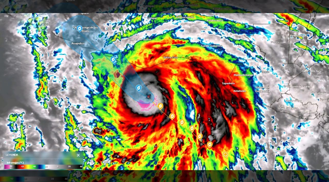 “Erick” se fortalece a huracán categoría 2; se prevén lluvias intensas en el sur de México