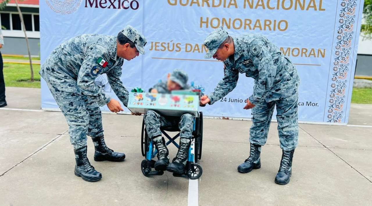 Niño cumple su sueño de ser Guardia Nacional honorario en Morelos