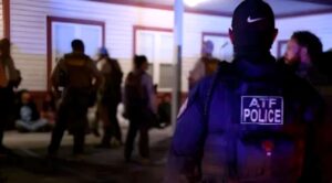 EEUU detiene a más de 70 migrantes en club nocturno ligado a Los Zetas