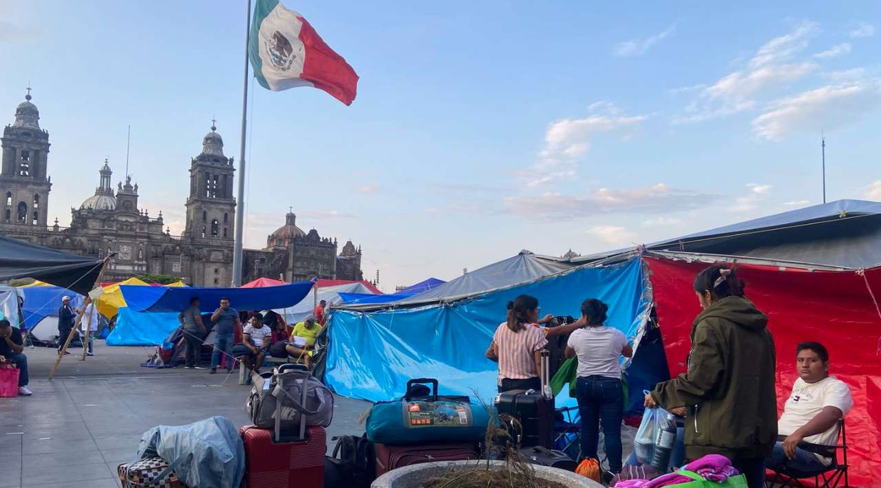 Sección 22 de la CNTE deja el Zócalo, pero promete volver