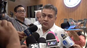 Deportan a siete colombianos vinculados con préstamos “gota a gota” en Morelos