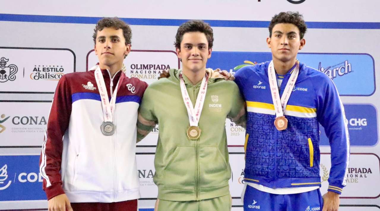 La delegación morelense cierra con broche de oro en natación
