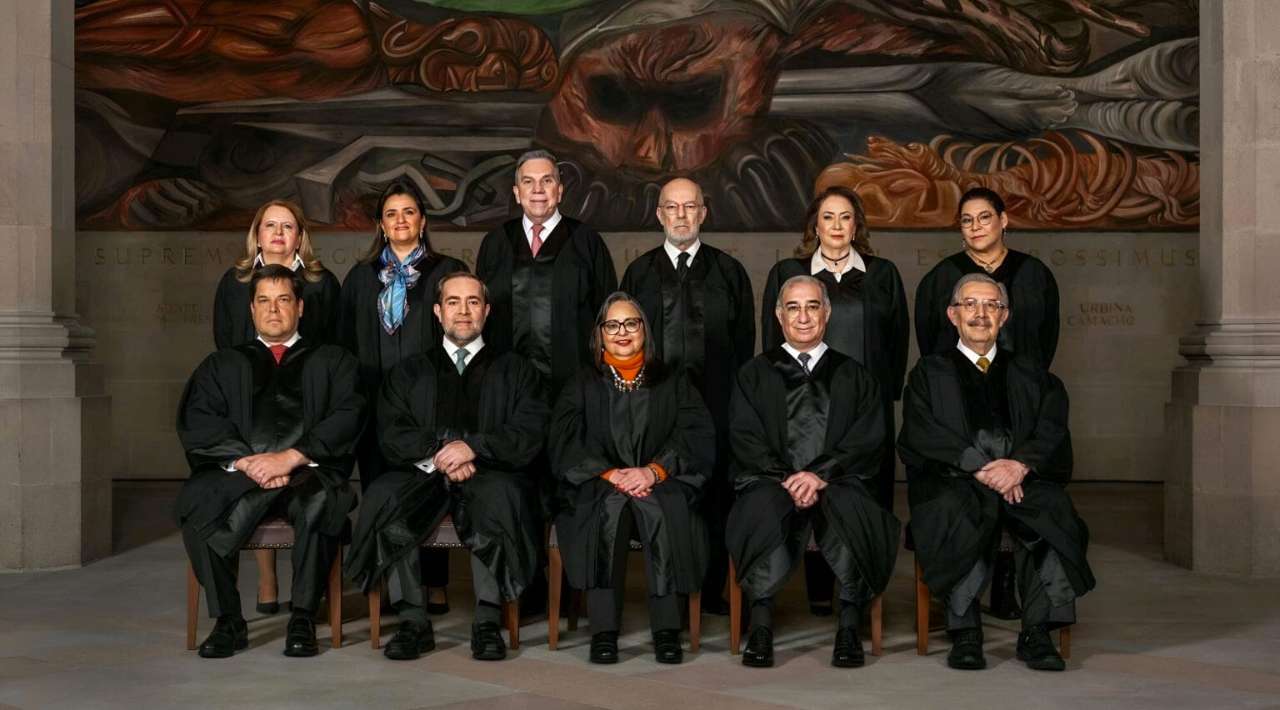 Proponen eliminar la toga en la Suprema Corte