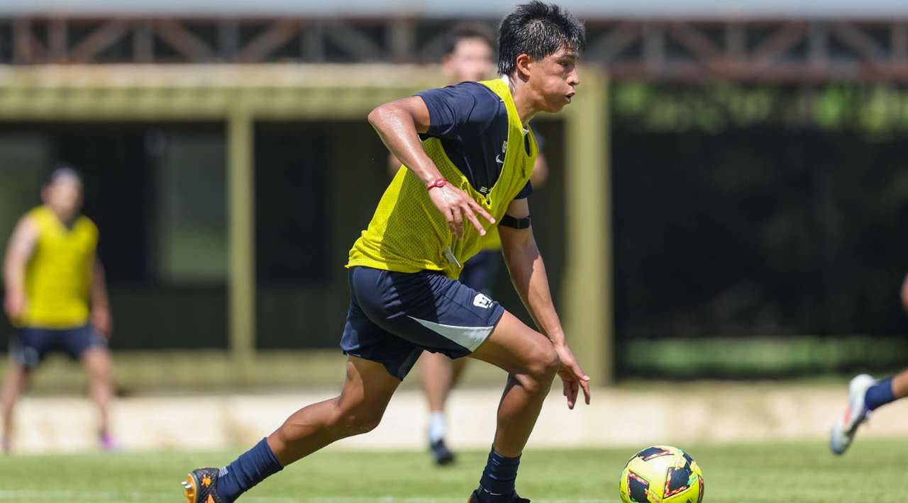 Pumas Busca Refuerzos Ofensivos para el Apertura 2025