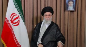 Reaparece el líder supremo de Irán afirma que el país “aplastó” a Israel y dio “dura bofetada” a EEUU