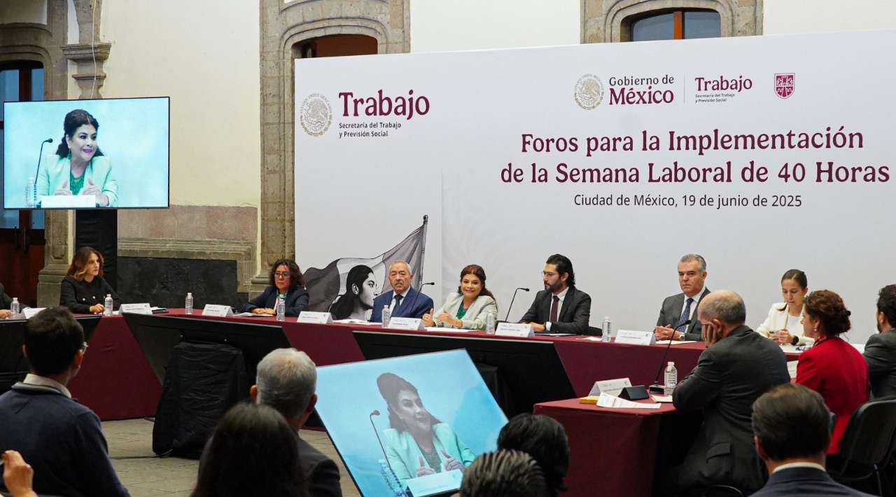 Proponen incentivos fiscales y reducción gradual de jornada laboral en primer Foro Nacional