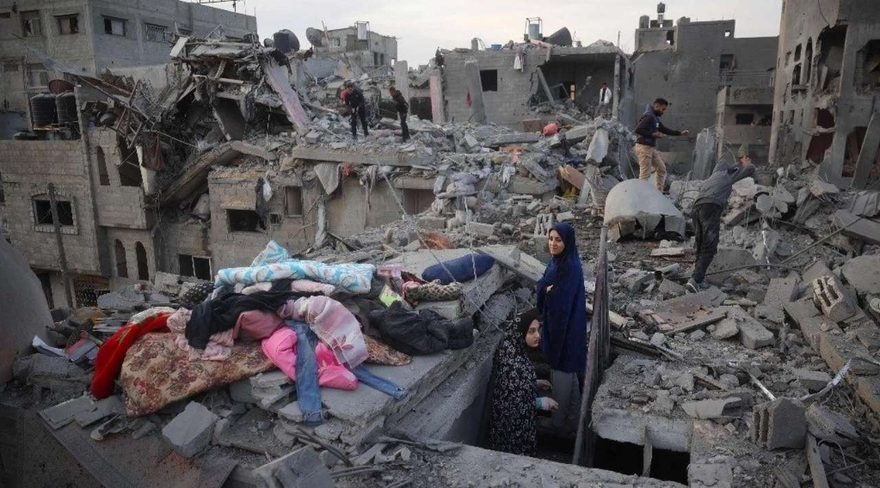 Mueren 34 palestinos en Gaza tras tiroteo