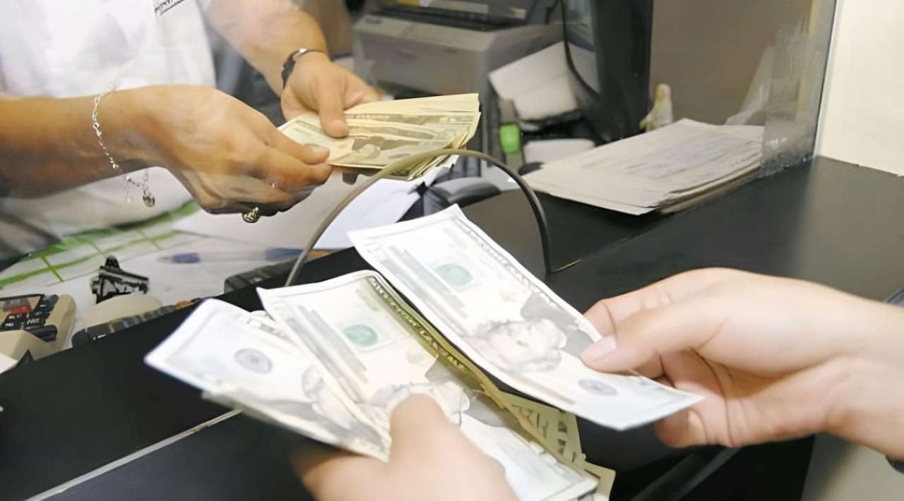 Senado de EEUU mantiene impuesto de 3.5% a remesas; excluyen pagos con tarjeta
