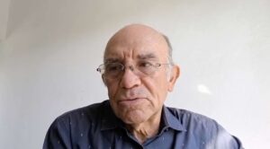 Padres de familia refuerzan medidas para proteger escuelas en vacaciones