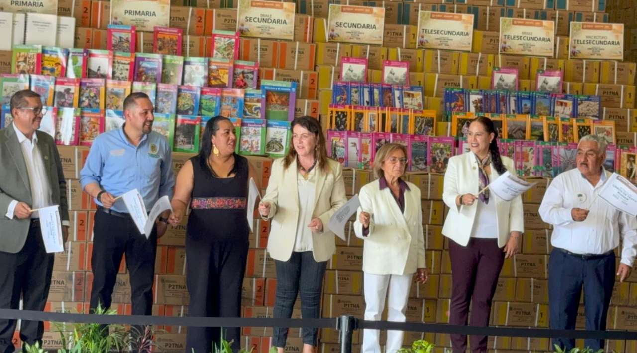 Inicia distribución de libros de texto gratuitos en Morelos para el ciclo 2025-2026