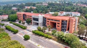 Iniciarán mesas de trabajo entre Gobierno estatal y UAEM por pago de aguinaldos