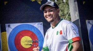 Máximo Méndez Ortiz: Un Arquero Mexicano en la Élite Internacional