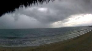 Huracán ‘Flossie’ avanza como categoría 3, se prevén fuertes lluvias y oleaje elevado en cinco estados