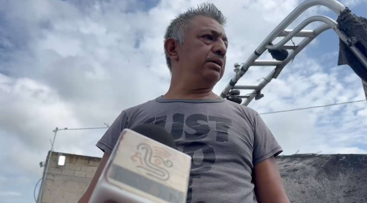 Vientos en Tequesquitengo vuelcan lancha; reportan daños materiales